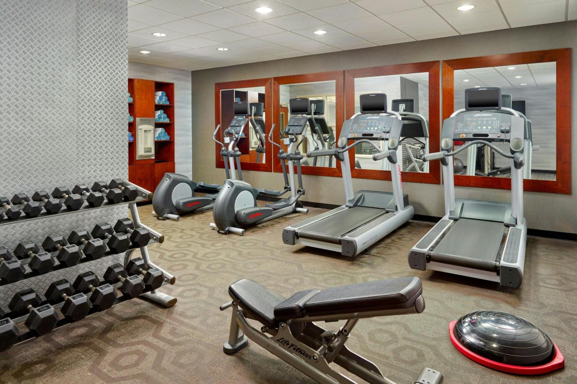 Fairfield Inn & Suites By Marriott Джексон Экстерьер фото