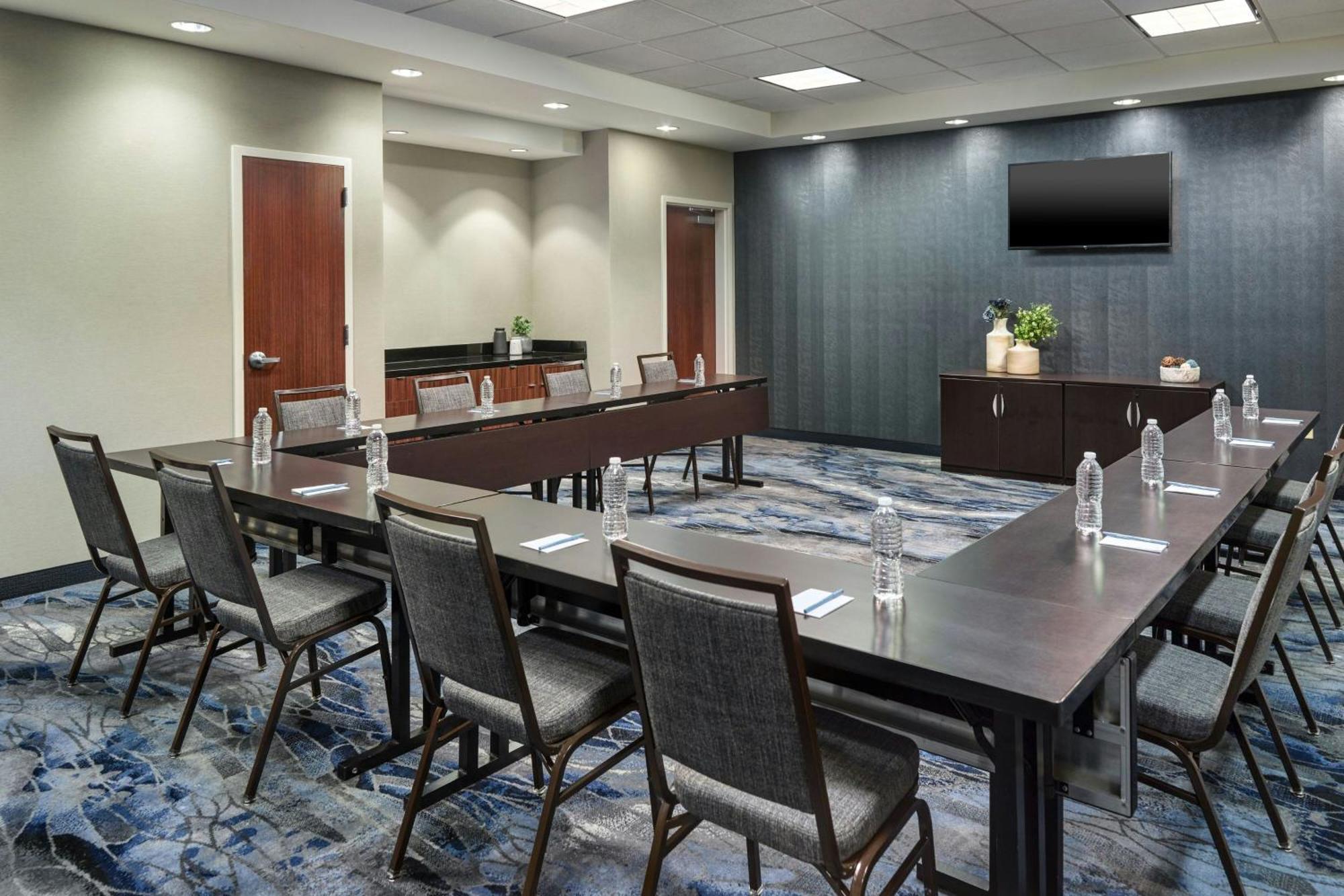 Fairfield Inn & Suites By Marriott Джексон Экстерьер фото