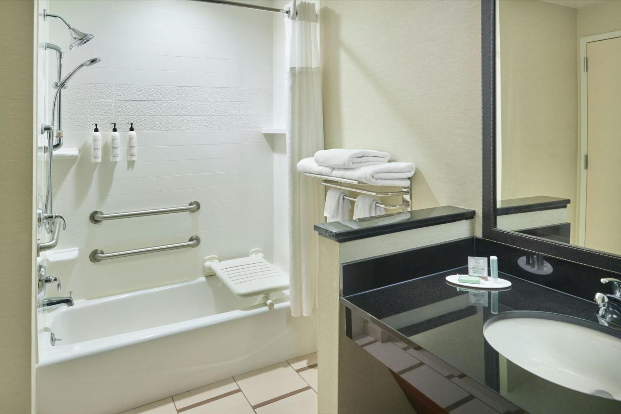Fairfield Inn & Suites By Marriott Джексон Экстерьер фото